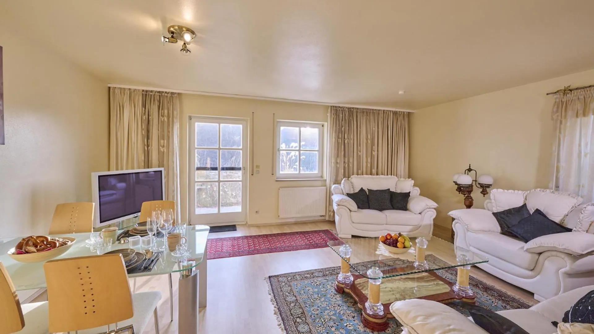 Yes Apartments Lalling